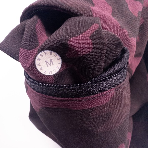 Lululemon Shorts Mens Medium Camo Maroon T.H.E. Linerless Short Hemmed to 7"‎ - Picture 4 of 6